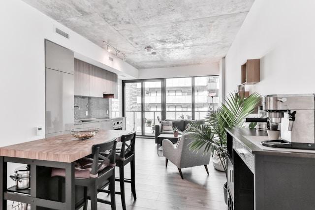 RealExpert nemovitosti paisible immobiliers Plus rénovés week